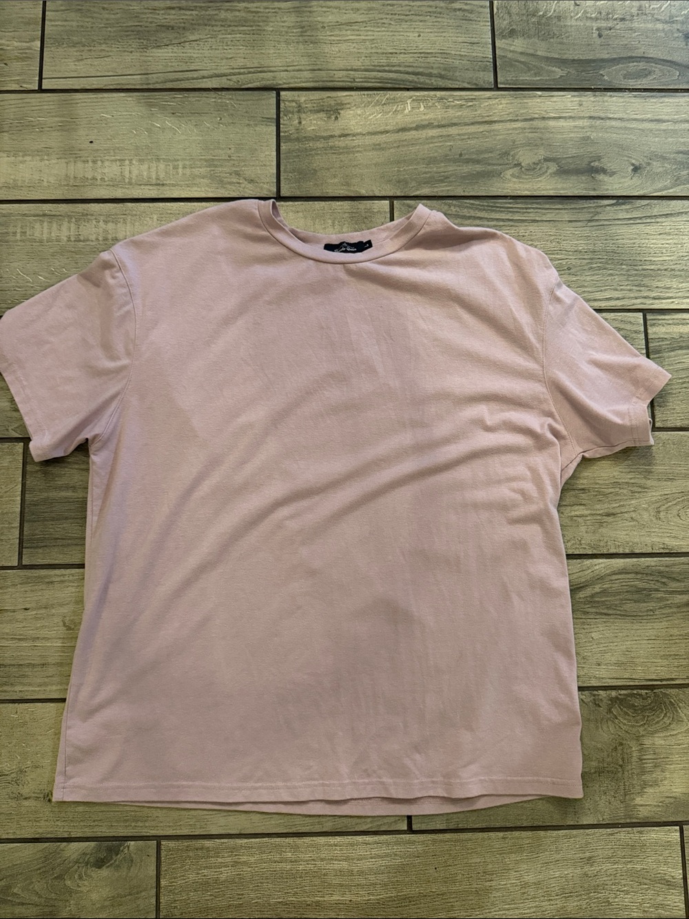 Men's Crew Neck Short Sleeve T-Shirt in Light Pink